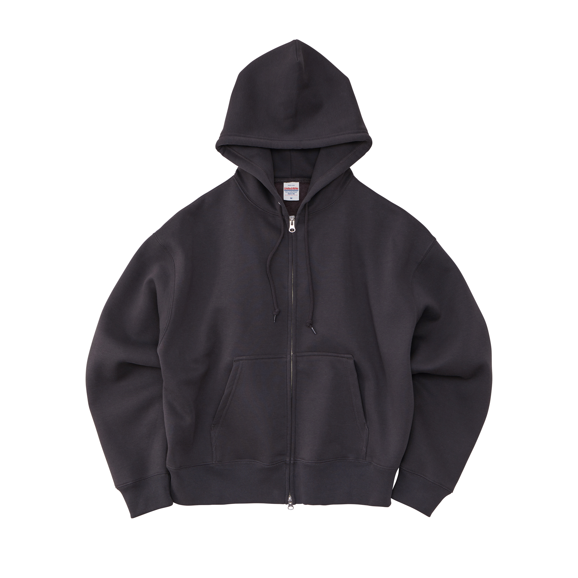 岸和田のプリント加工屋、カジュアルプリント(カジプリ)がオススメするユナイテッドアスレ社のパーカー(品番562101)の前面写真
ボディカラーはブラック
着脱が容易なジップタイプのパーカー
今流行りのボックスシルエット型